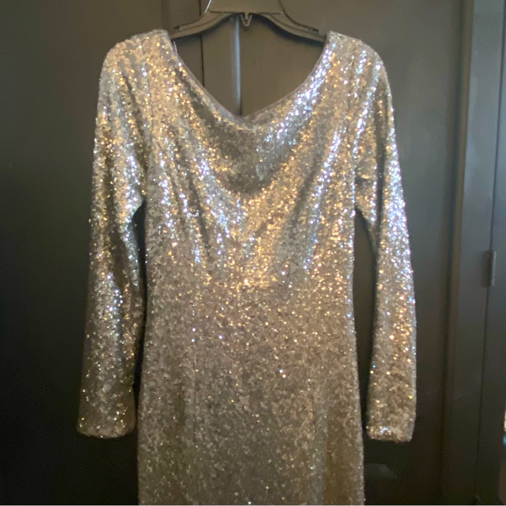Theia/ long sleeve dark gray sequins dress/ deep scoop back /front slit/size 12